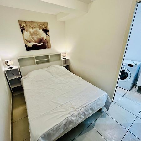 2 Suites, Cour Privee, Climatisation, Le Nid De Blois Vienne المظهر الخارجي الصورة