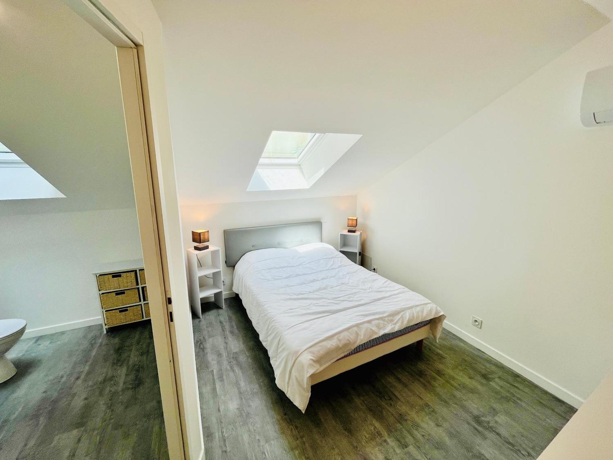 2 Suites, Cour Privee, Climatisation, Le Nid De Blois Vienne المظهر الخارجي الصورة