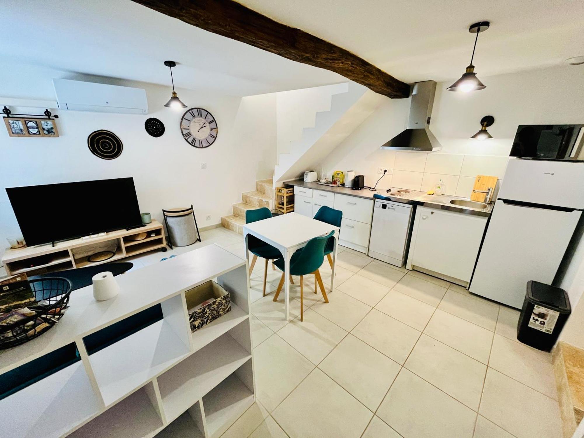 2 Suites, Cour Privee, Climatisation, Le Nid De Blois Vienne المظهر الخارجي الصورة